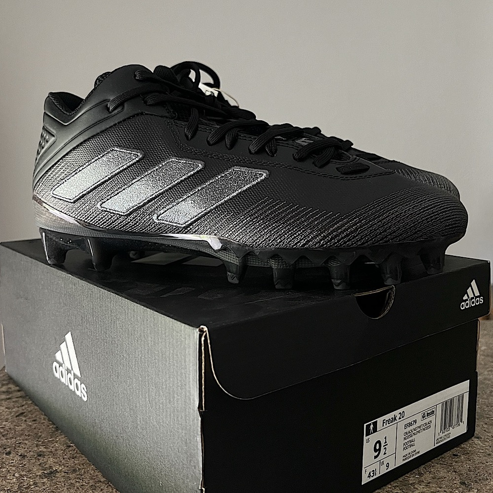 NWT Adidas Freak 20 Football Cleats 9.5
